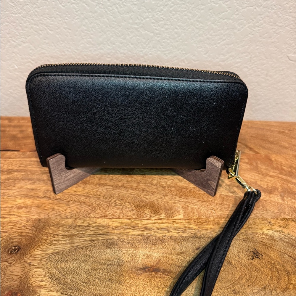 SOLD - Picture 2 of 6